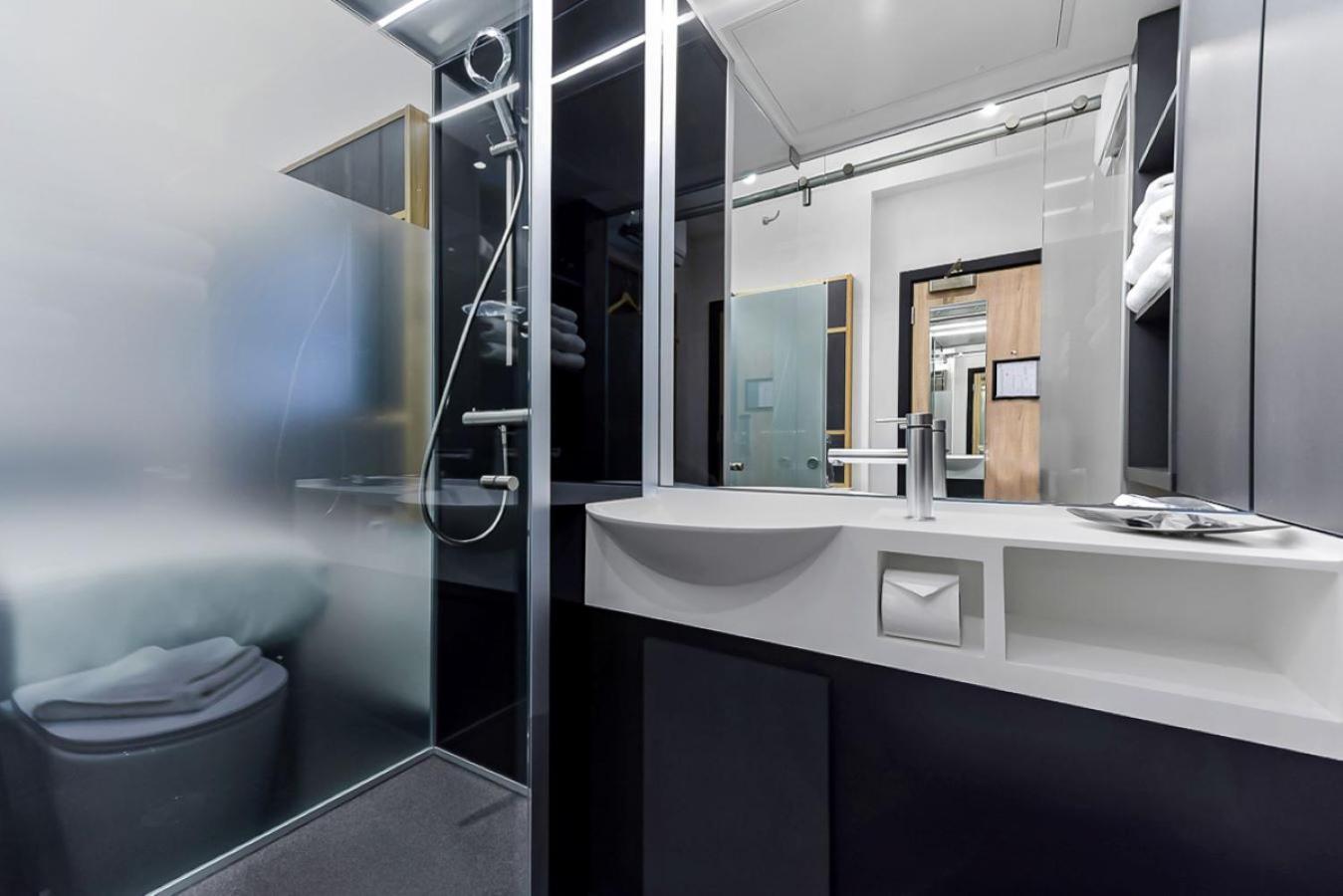 The Z Hotel Strand Лондон Екстериор снимка